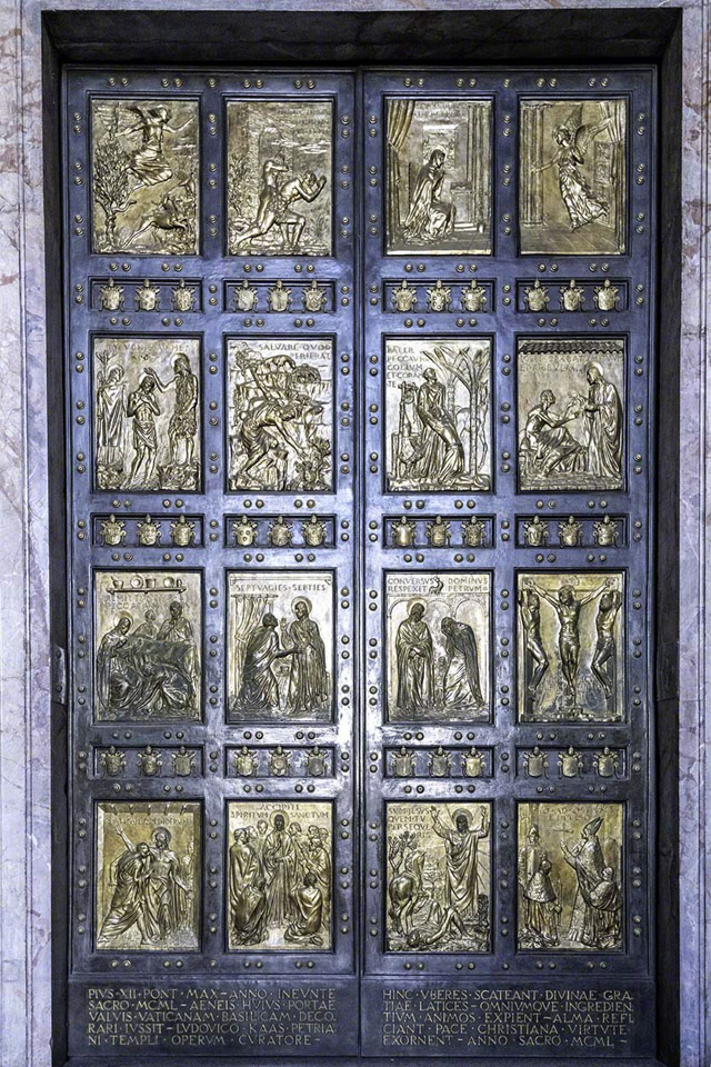 Jubilee-Doors,-St.-Peter's-Basilica.jpg