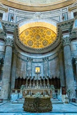 Pantheon-Altar.jpg
