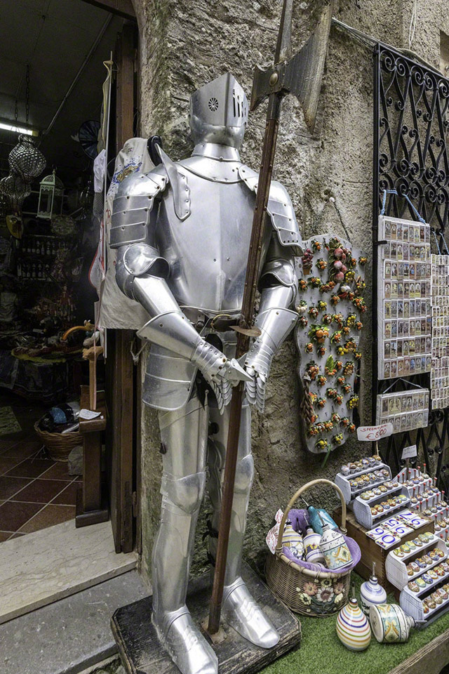 Knight's-Armor-at-Erice-Restaurant.jpg