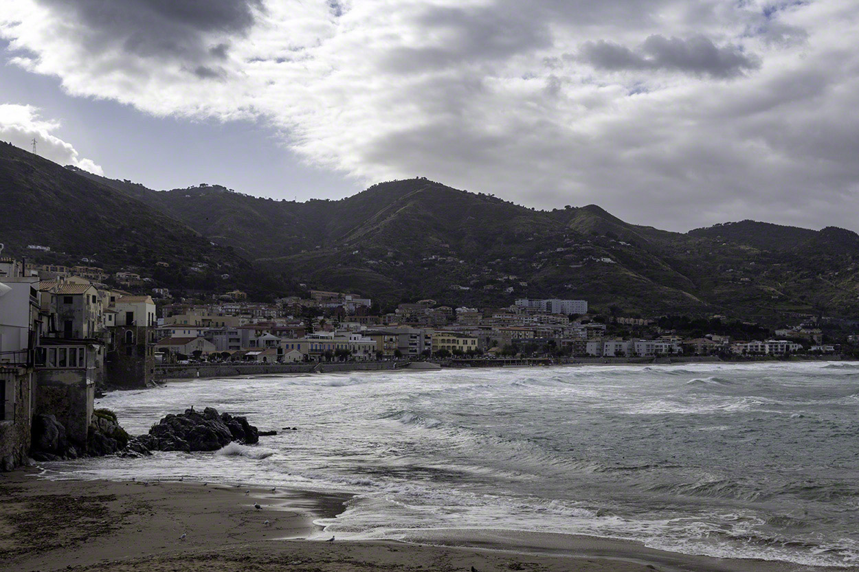 Cefalu-Coast-5.jpg