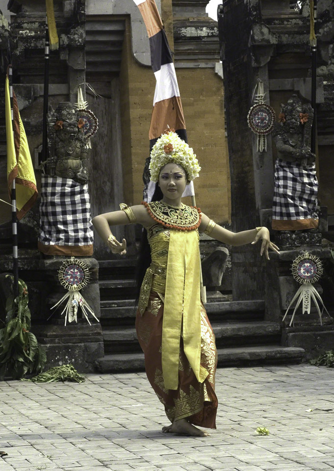 Balinese-Dance-10.jpg