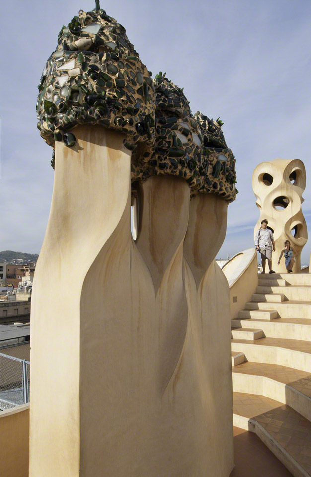 La-Pedrera---Espanta-bruixes.jpg