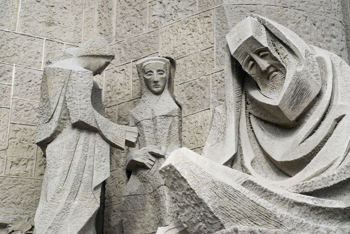 Passion-Facade-detail-Sagrada-Familia-2.jpg