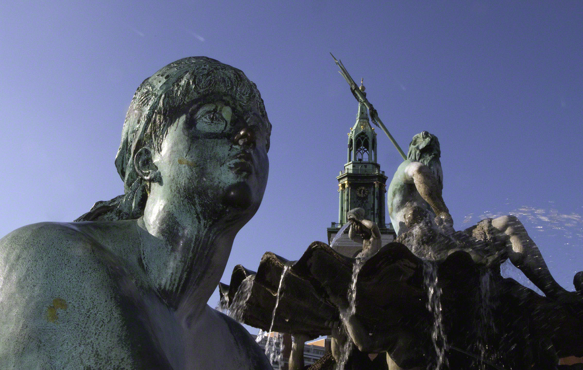 Neptune-Fountain-1.jpg