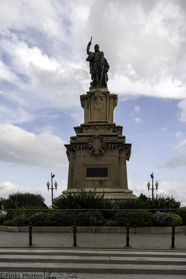 Monumento-A-Roger-De-Lauria.jpg