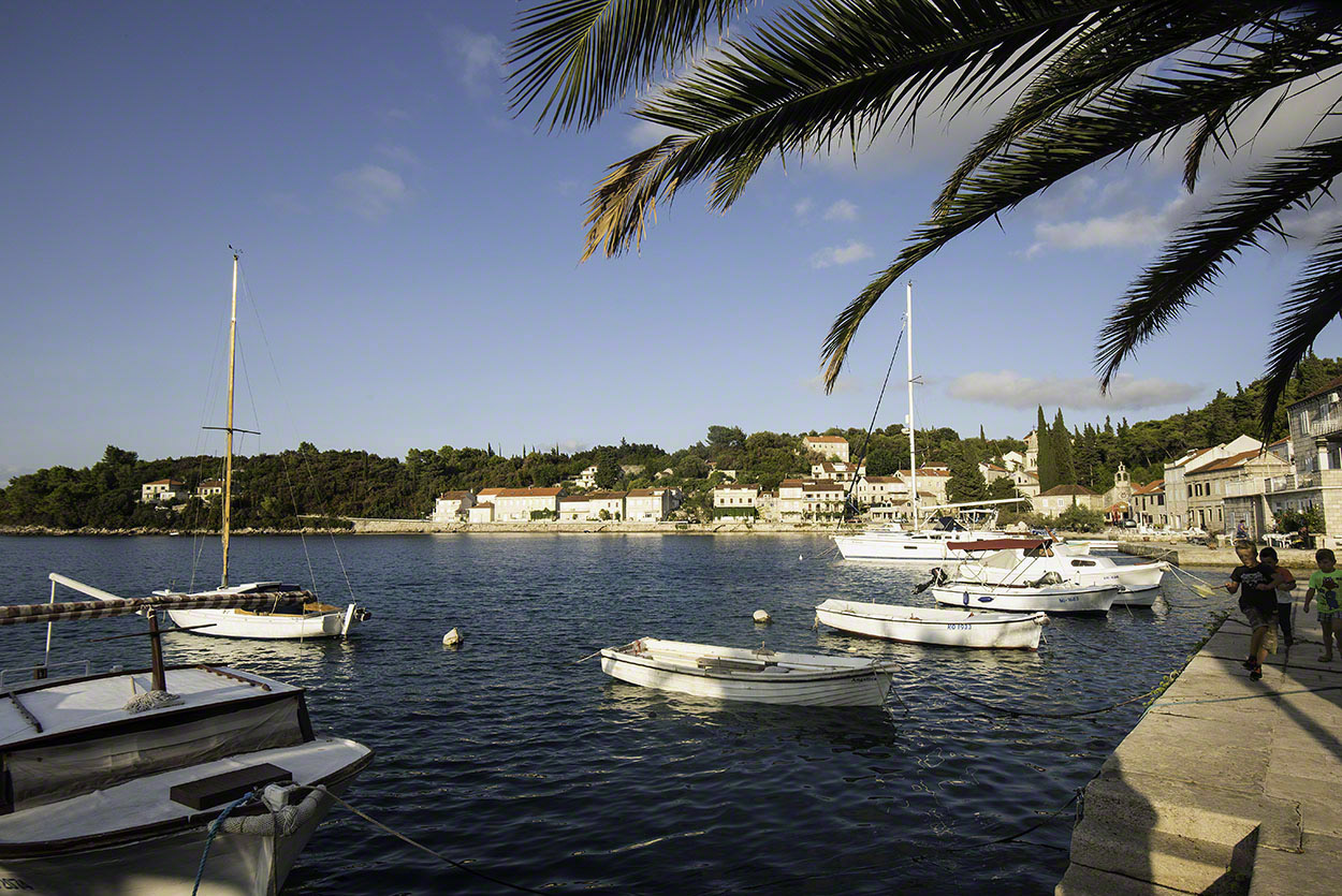 Korcula-coastline-10.jpg