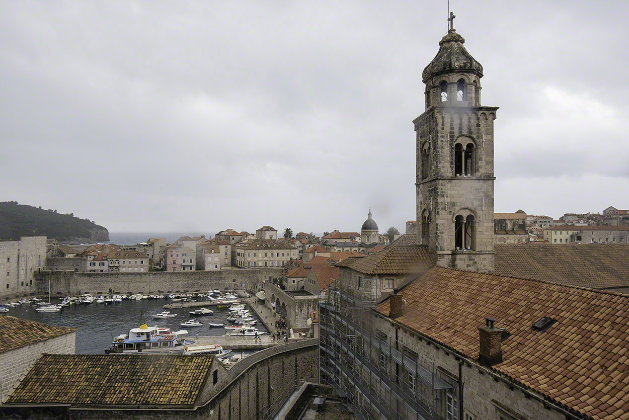 Sponza-Palace,-Church-of-St.-Blaise-and-Old-Port.jpg