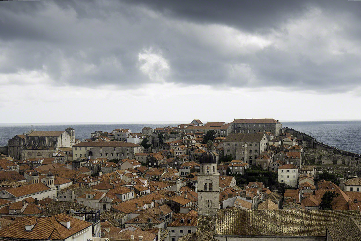 Storm-over-Dubrovnik-2.jpg