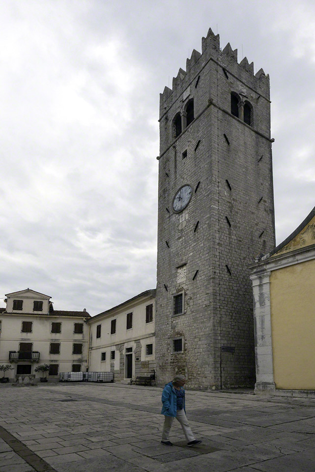 Church-of-St.-Stephen,-Motovun.jpg