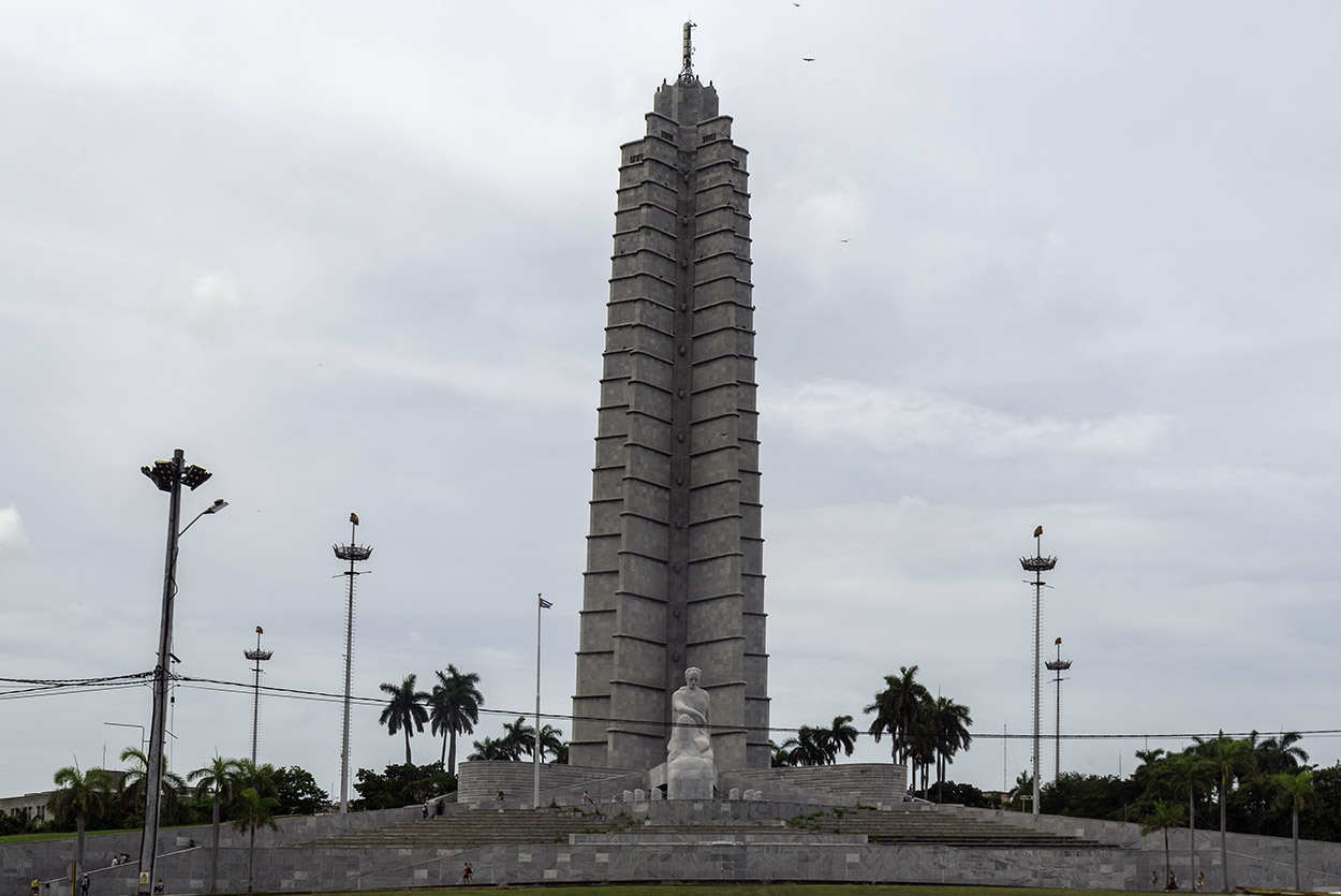 Jose-Marti-Memorial,-Revolution-Square.jpg