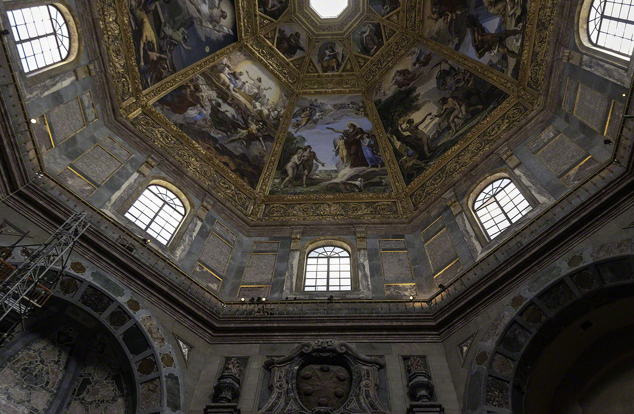 Medici-Chapel-Interior-1.jpg