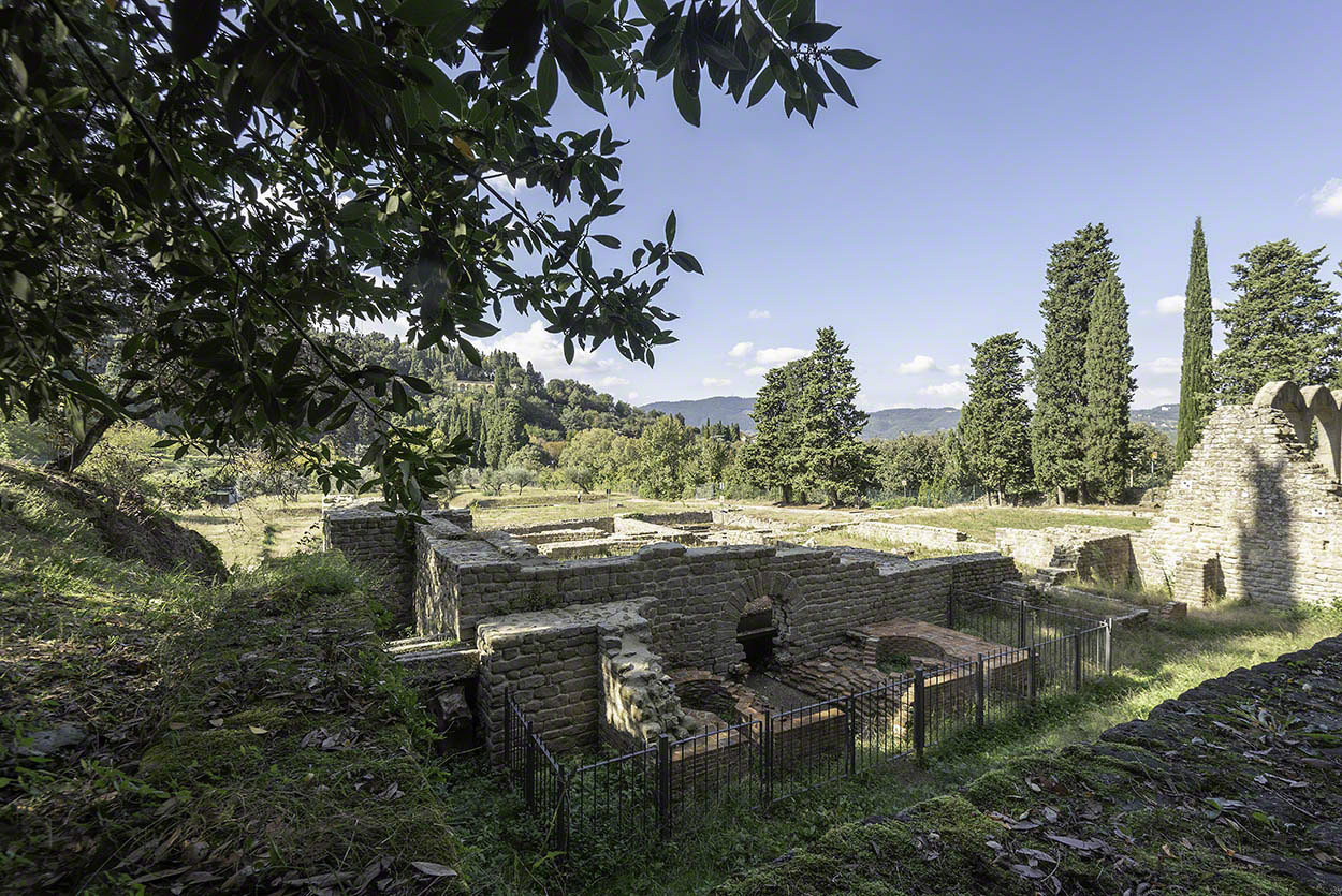 Ruins-of-Roman-Baths,-Fiesole-3.jpg