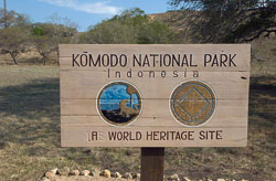 Komodo-National-Park-Sign.jpg