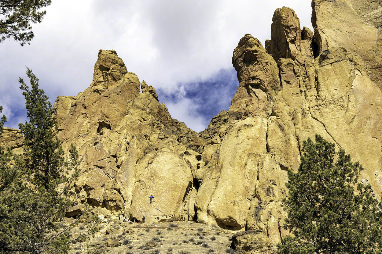 Smith-Rock-State-Park-3.jpg