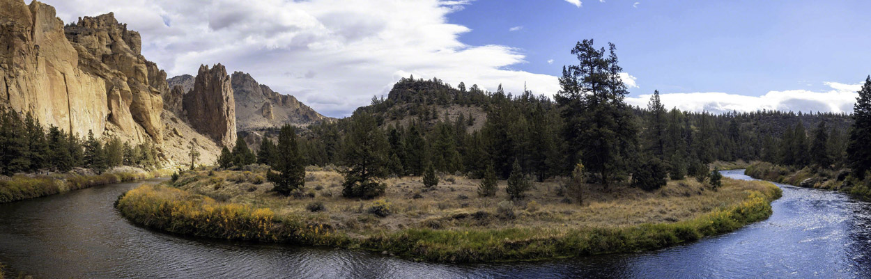 Smith-Rock-State-Park-Pano.jpg