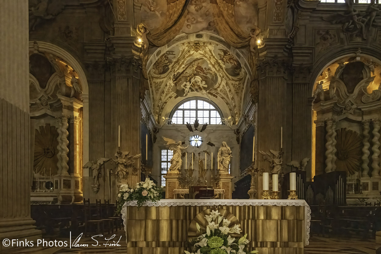 Cathedral-Santa-Maria-Maggiore-4.jpg