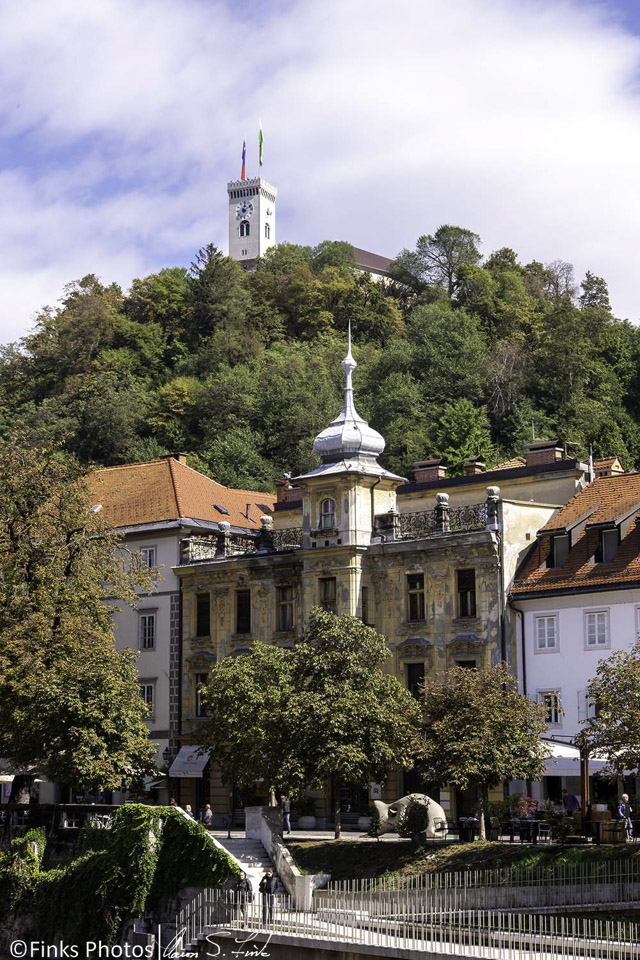 Castle-above-Gallus-Embankment,-Old-Town-1-2.jpg