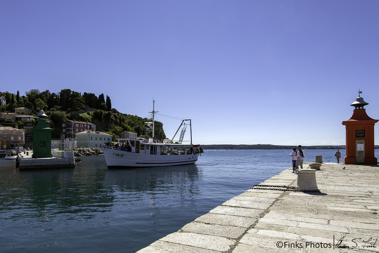 Piran-Harbor-Entrance-1.jpg