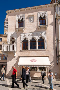 Casa-Veneziana,-Tartini-Square.jpg
